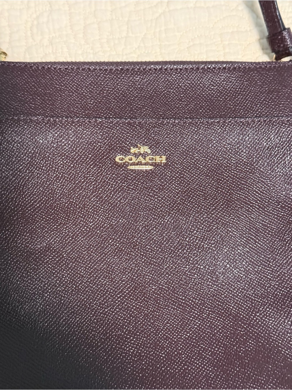 Coach “Kitt” Messenger Crossbody Bag in Oxblood Crossgrain Leather! Like New! - Picture 9 of 14